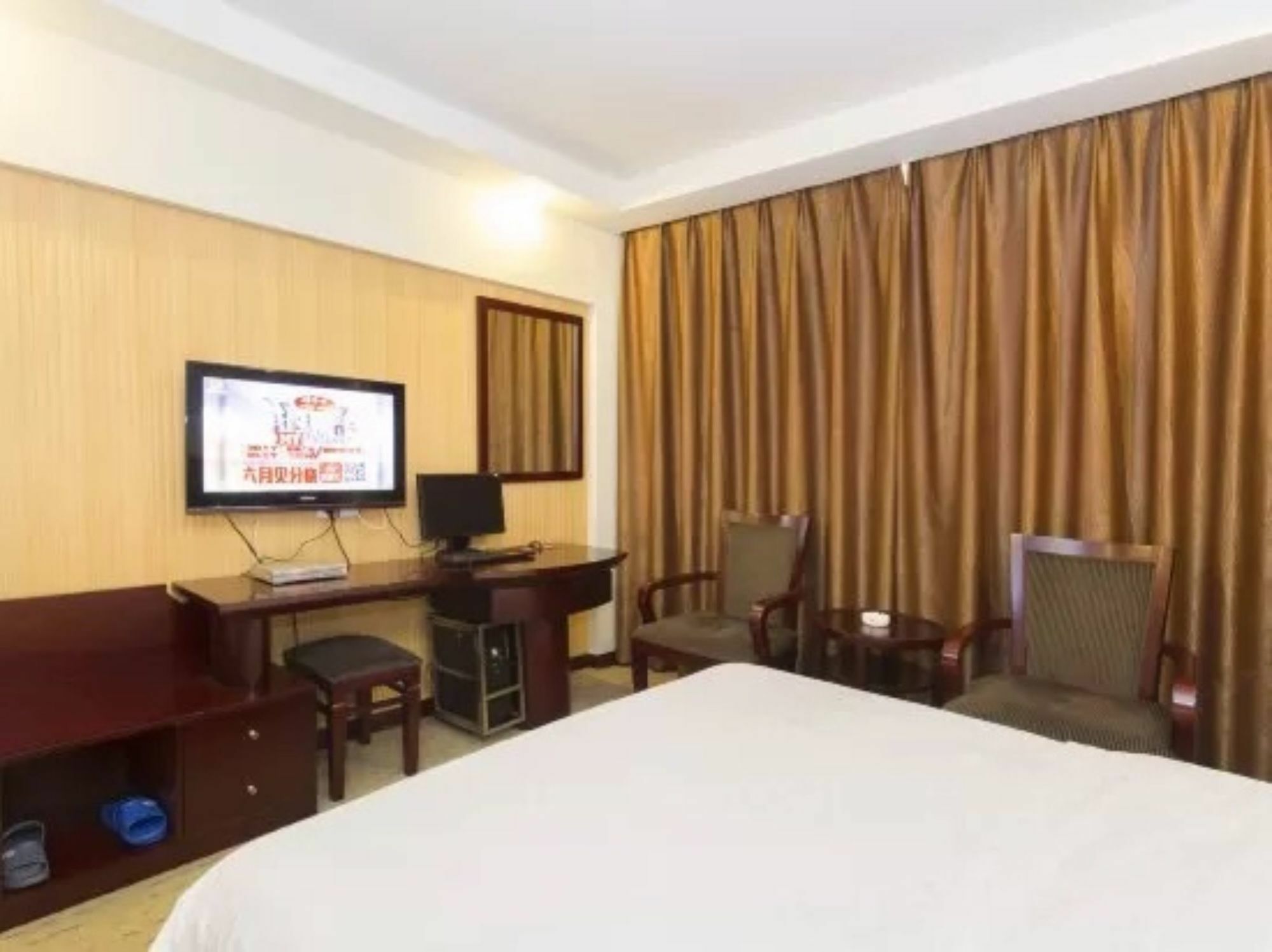 Kaiserdom Hotel Changsha Railway Station Buitenkant foto